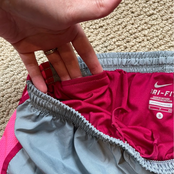 Nike Dri-Fit Shorts - Picture 5 of 6